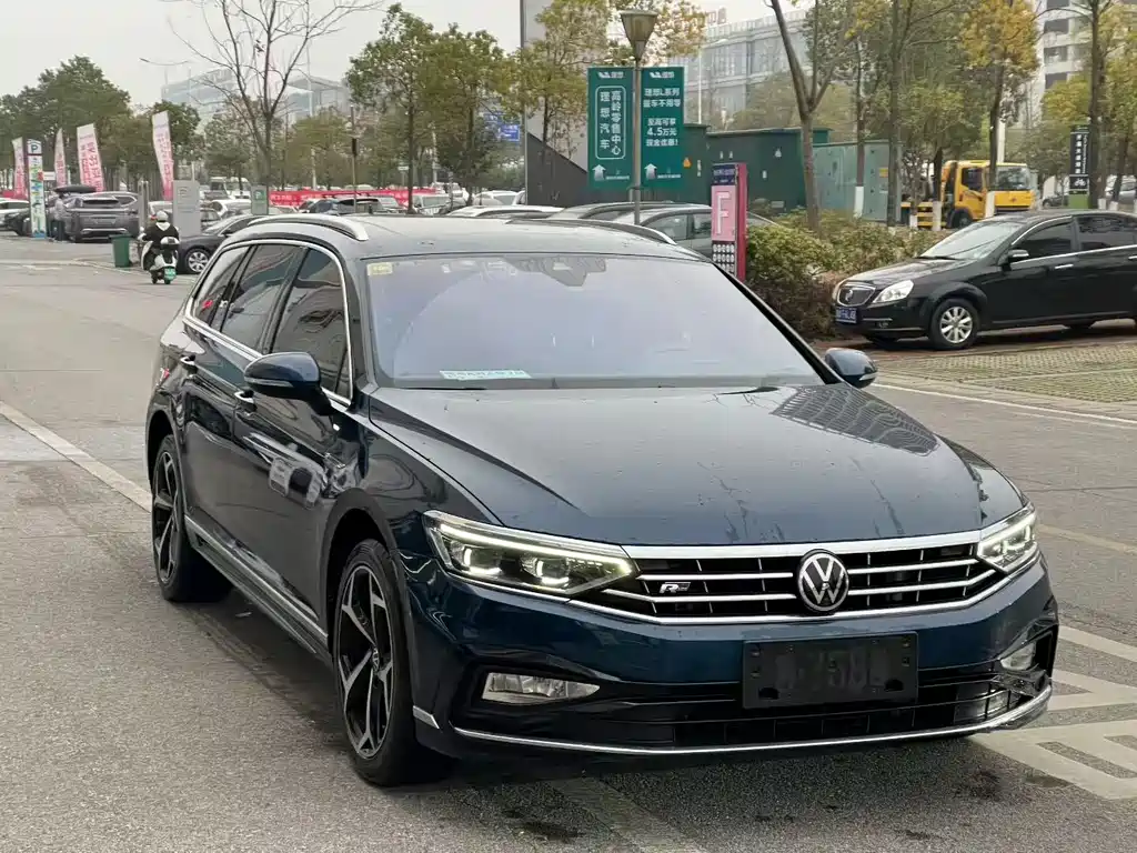 Volkswagen Viloran 2022