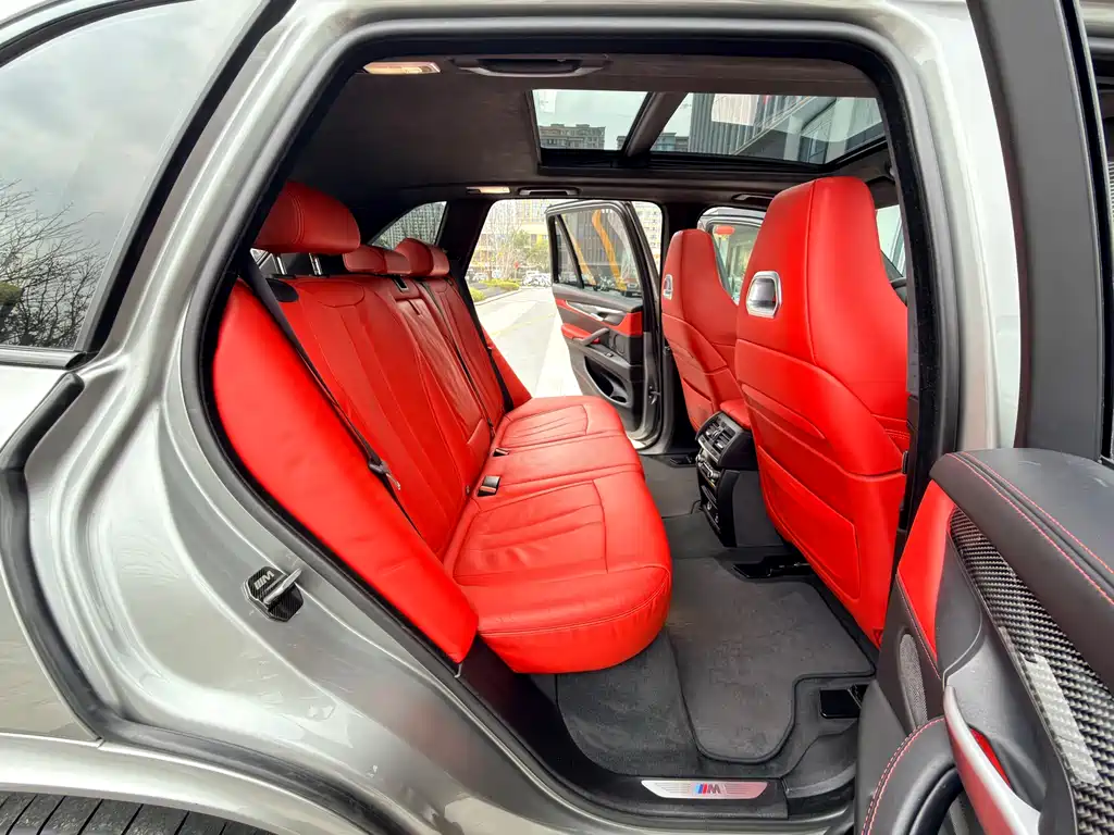 BMW X5 M 2015 — фото 15