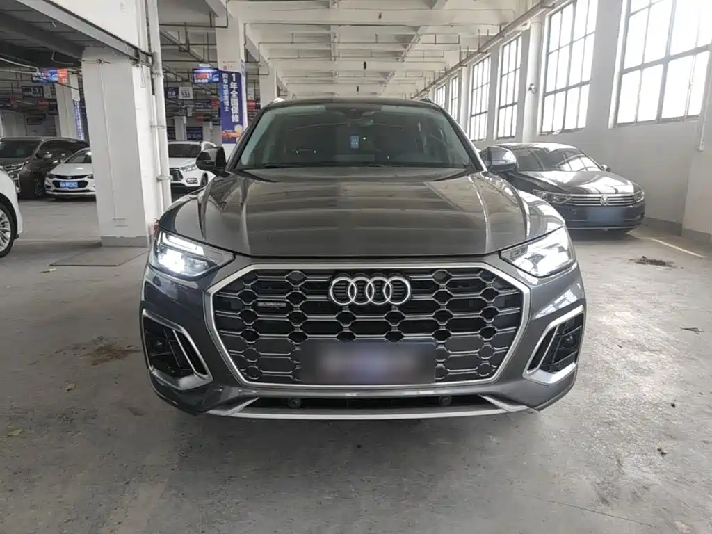 Audi Q5L 2022 — фото 3