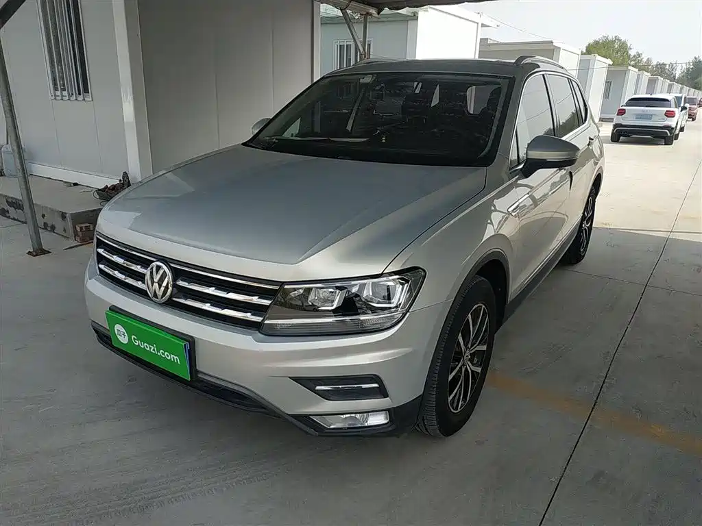 Volkswagen Tiguan L 2018 — фото 2