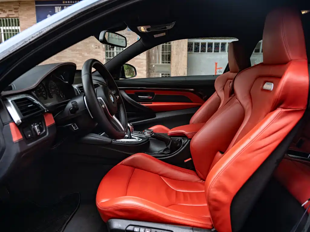 BMW M4 2017 — фото 16