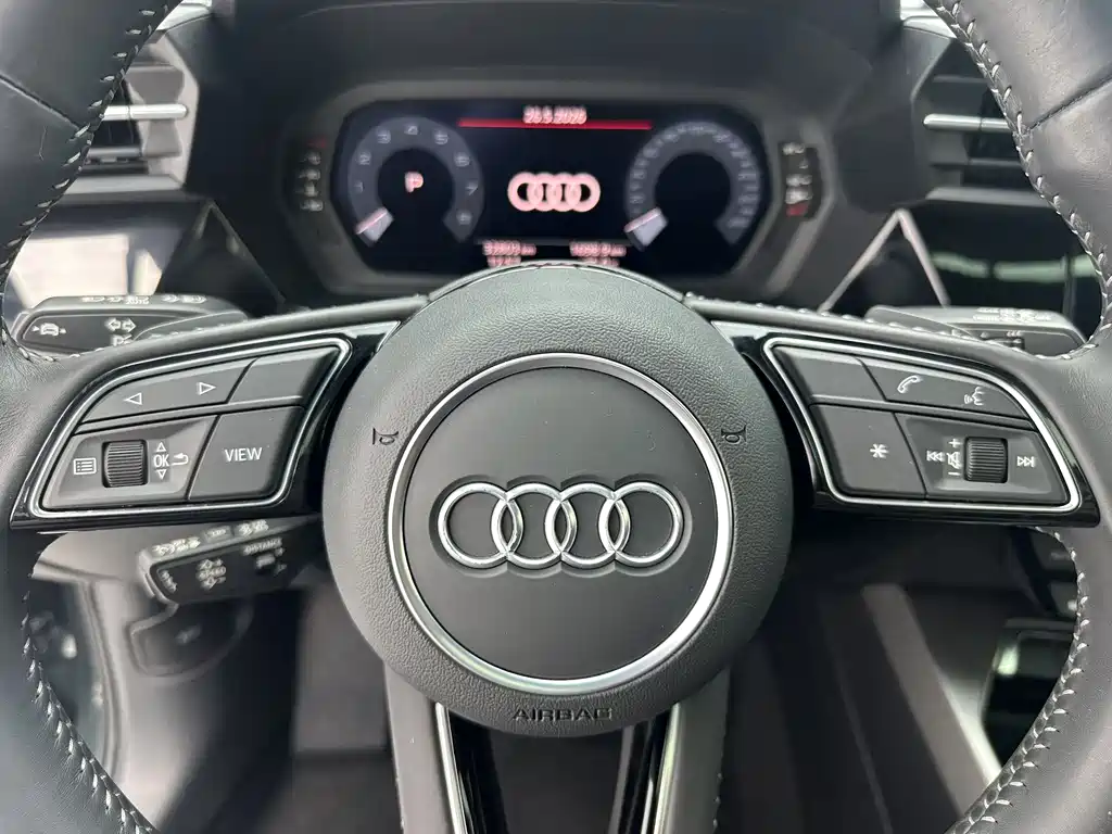 Audi A3 2022 — фото 13