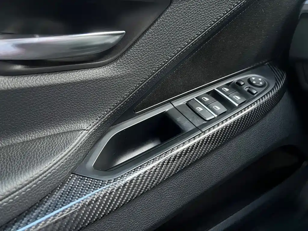 BMW 6 Series 2016 — фото 13