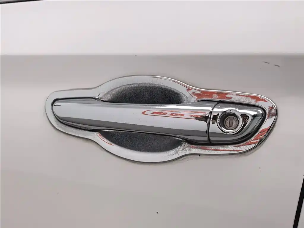 Hyundai Verna 2017 — фото 18