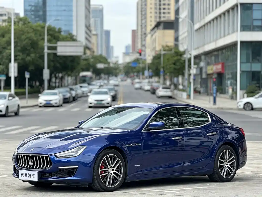 Maserati Ghibli 2019 — фото 1