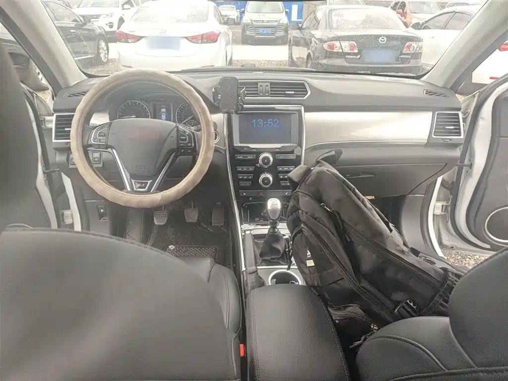 Haval H2 2015 — фото 10