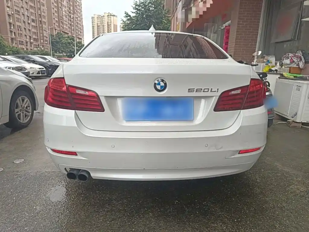 BMW 5 Series 2016