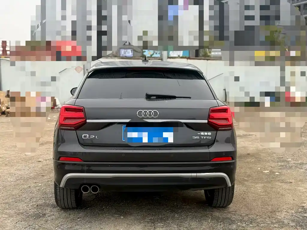 Audi Q2L 2020 — фото 8