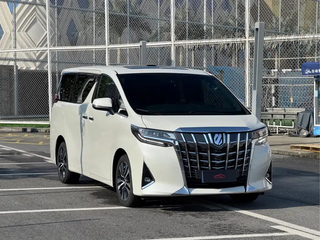 Toyota Alphard 2018 — фото 3