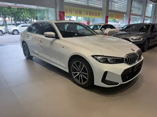 BMW 3 Series 2023