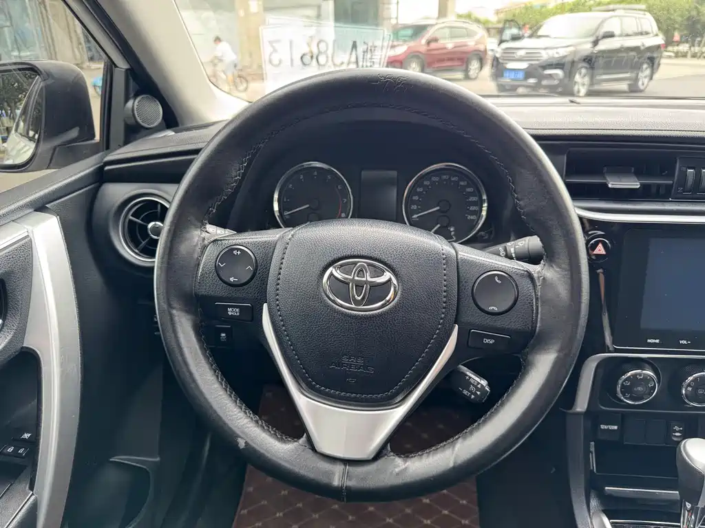 Toyota Corolla 2019 — фото 7
