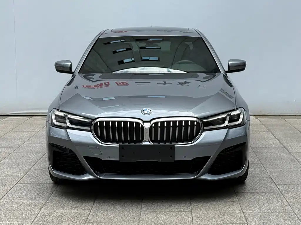 BMW 5 Series 2022