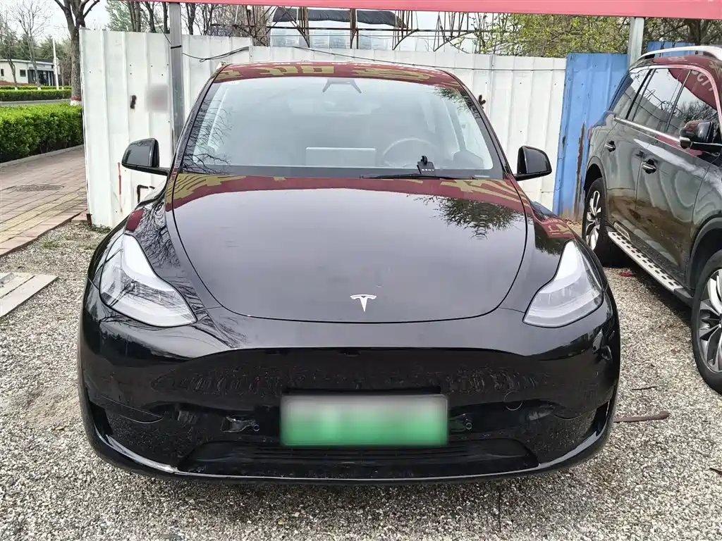 Tesla Model Y 2023 — фото 3