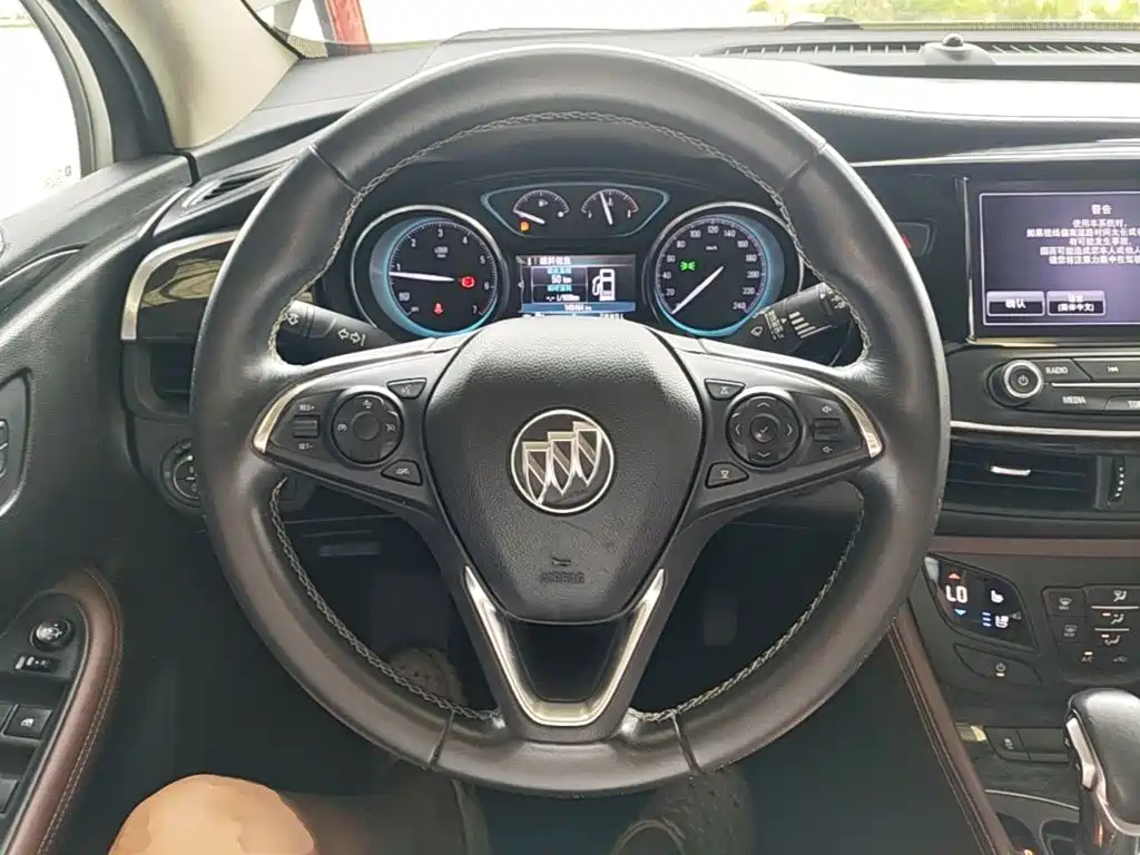 Buick Envision Plus 2015 — фото 11
