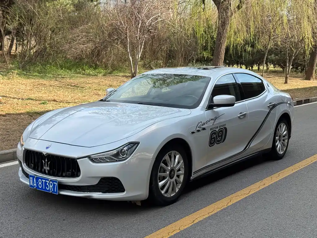 Maserati Ghibli 2016 — фото 1