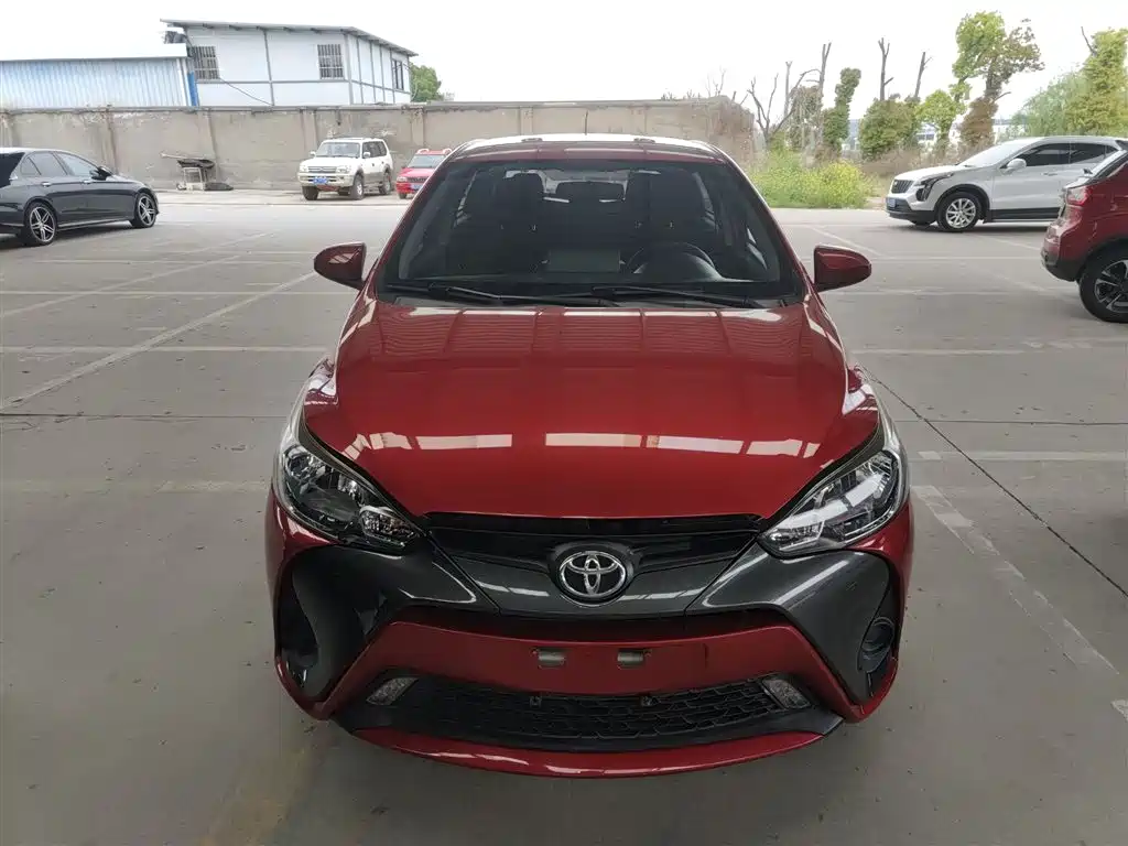 Toyota Yaris L 2018 — фото 3