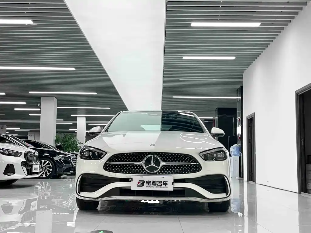 Mercedes-Benz C-Class 2023