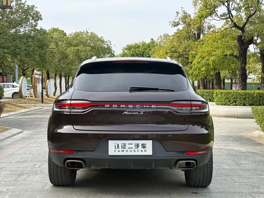 Porsche Macan 2019 — фото 27