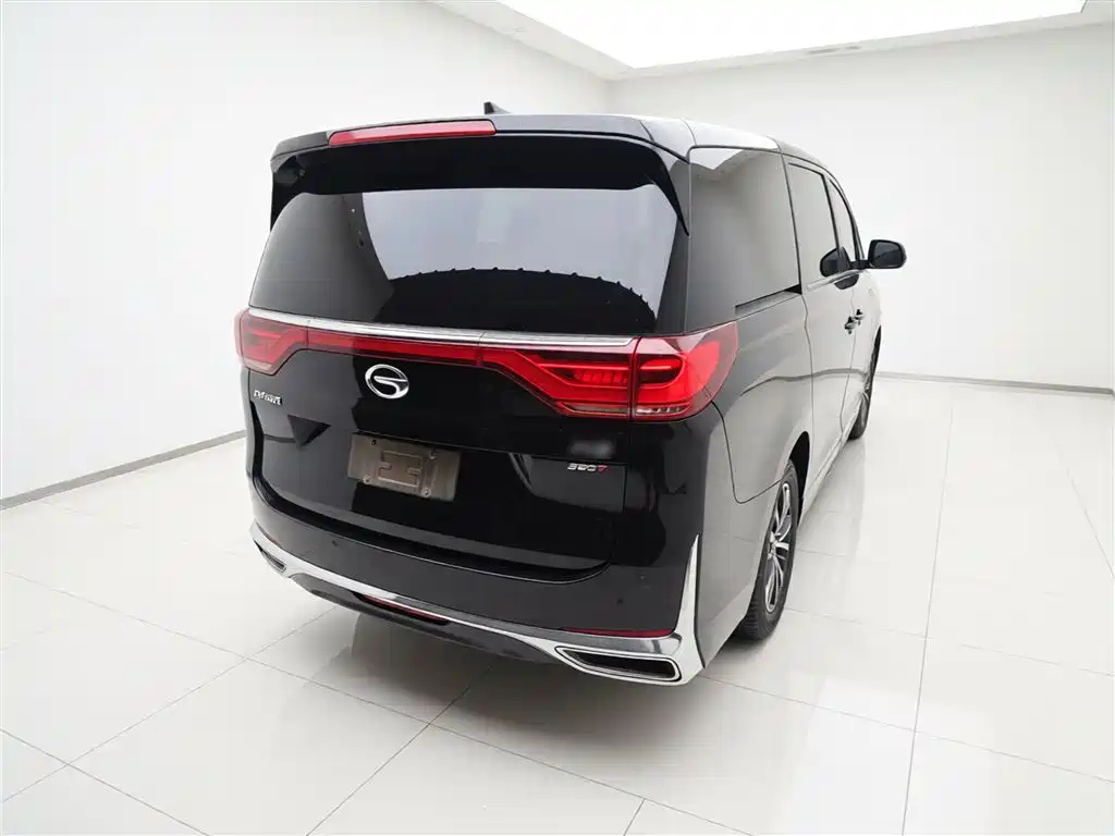 GAC Motor Trumpchi M8 2022 — фото 7
