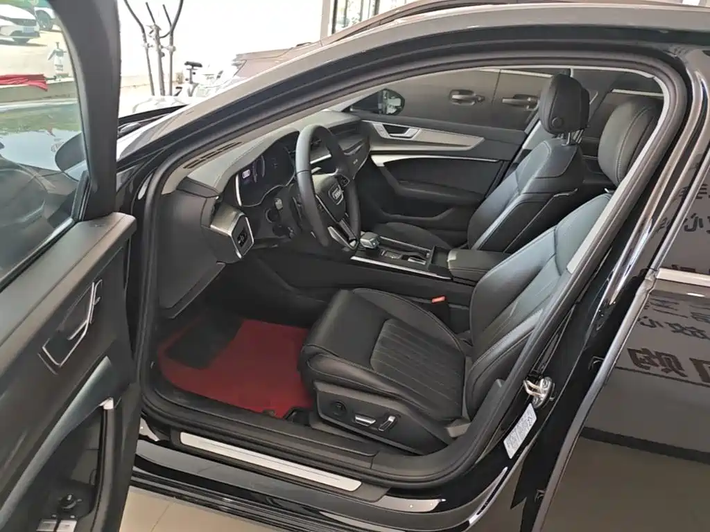 Audi A6L 2023 — фото 11
