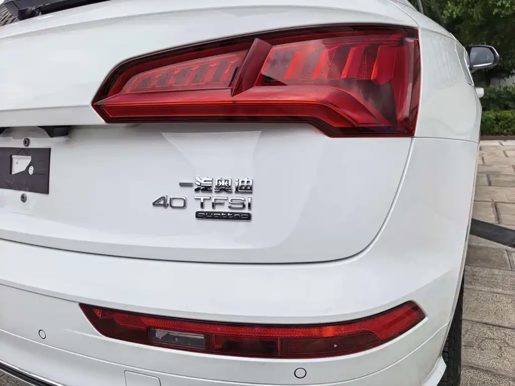 Audi Q5L 2019 — фото 20