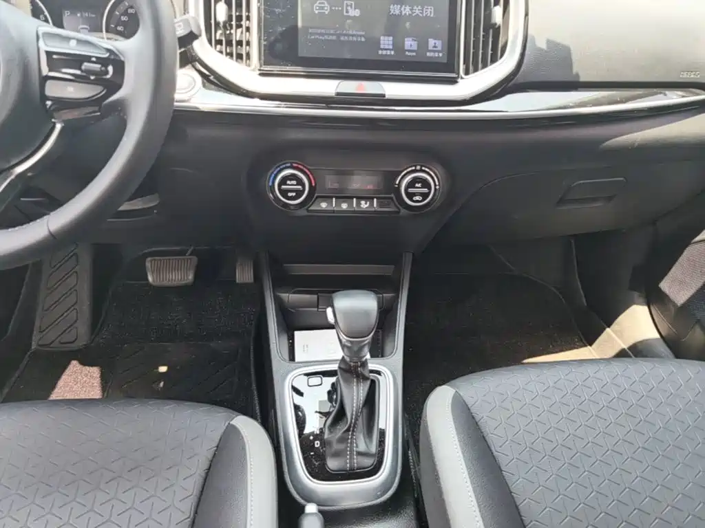 Kia KX1 2019 — фото 14