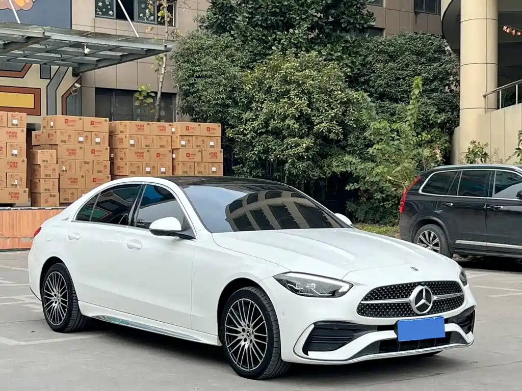 Mercedes-Benz C-Class 2023