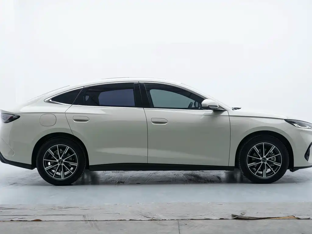 BYD Seal 06 2025