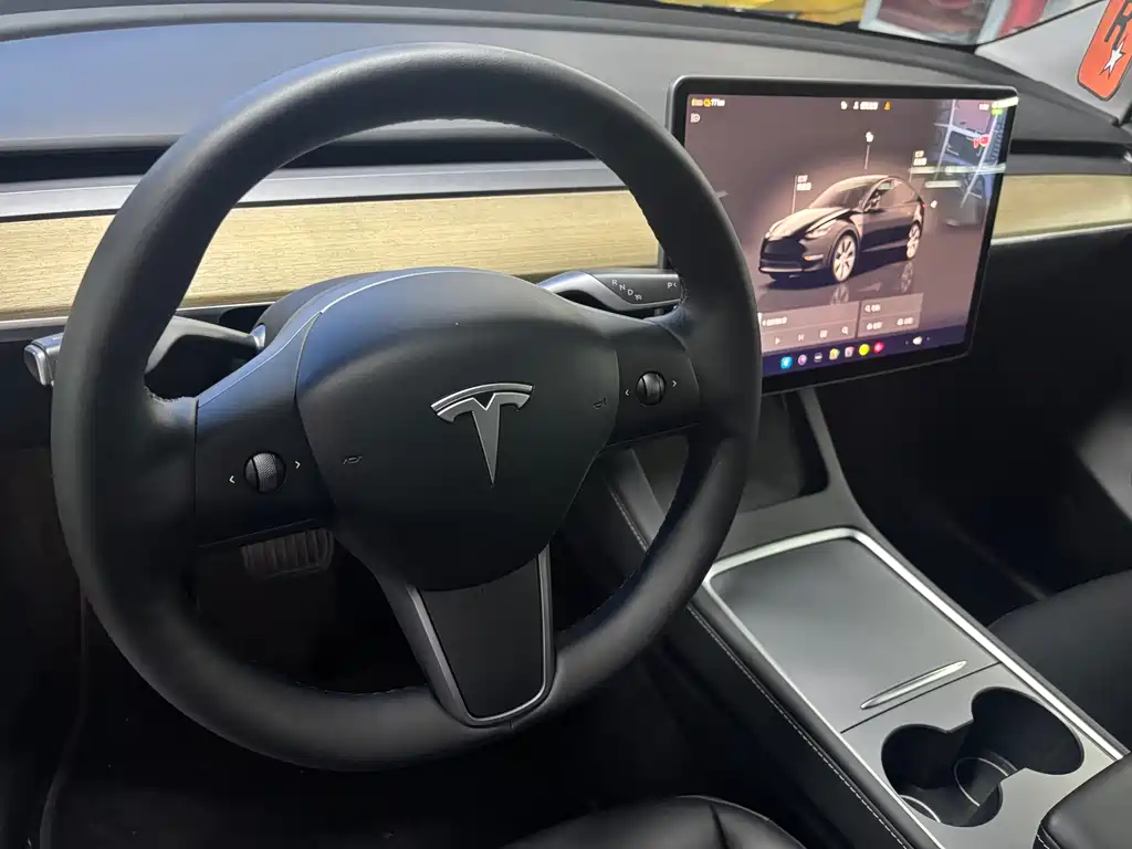 Tesla Model Y 2023 — фото 6