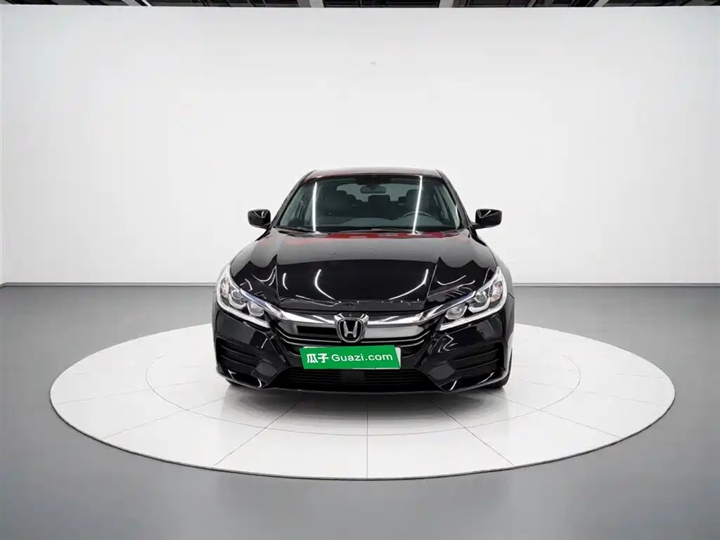 Honda Accord 2017 — фото 3
