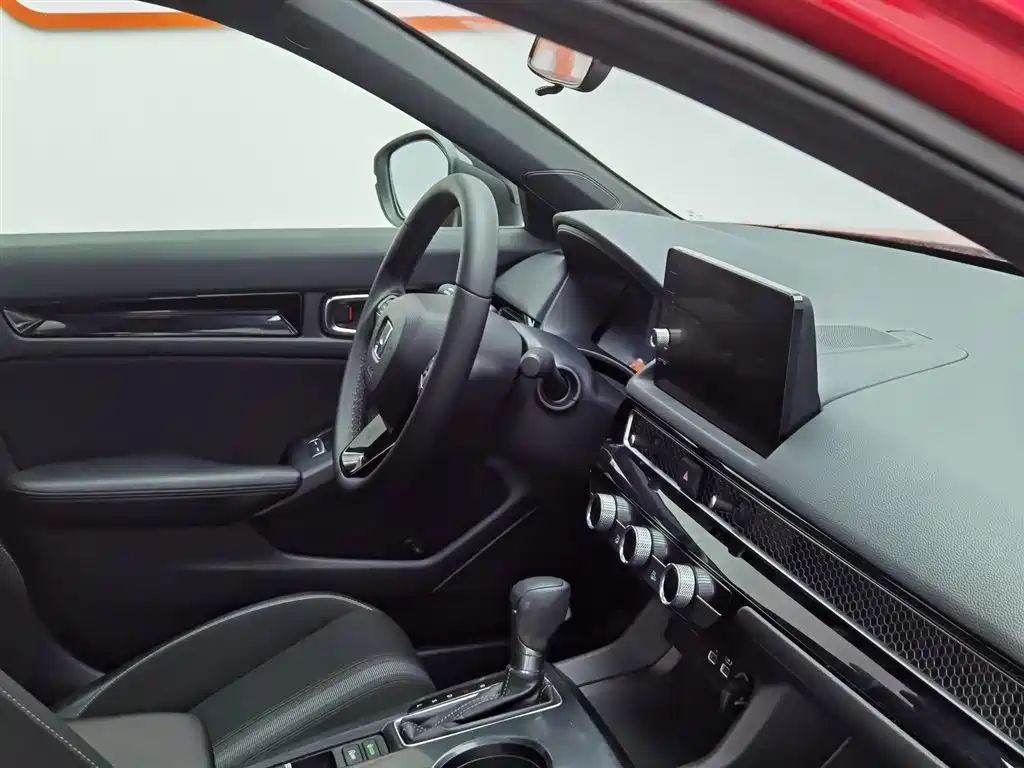 Honda Civic 2022 — фото 22