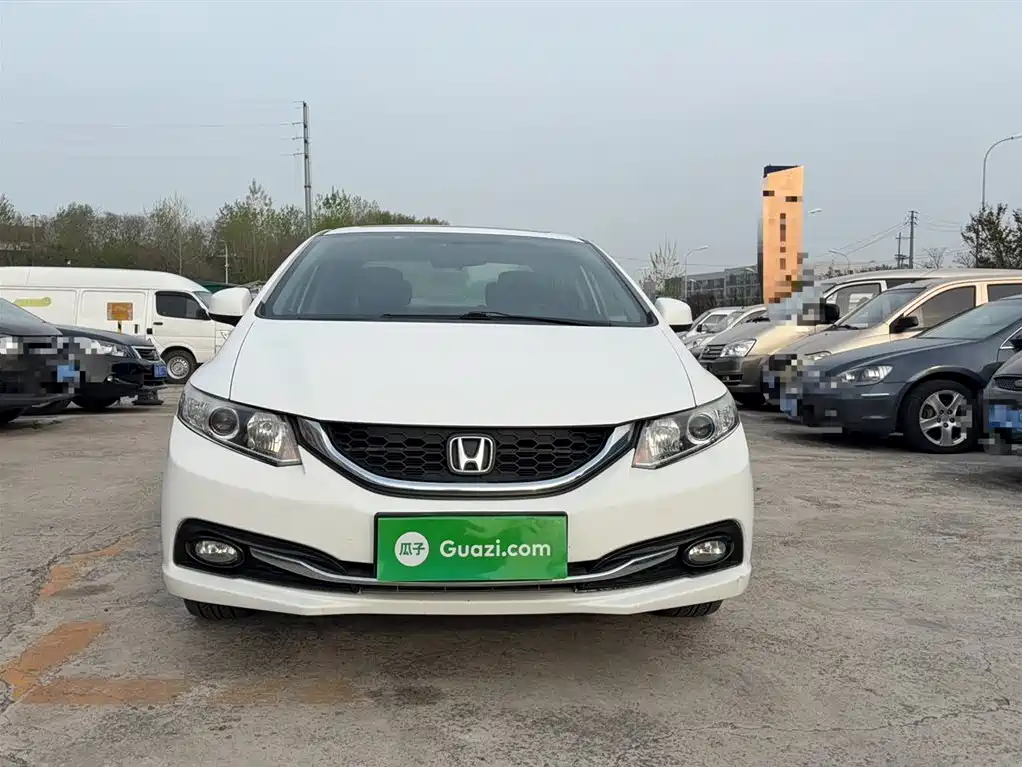 Honda Civic 2015 — фото 3