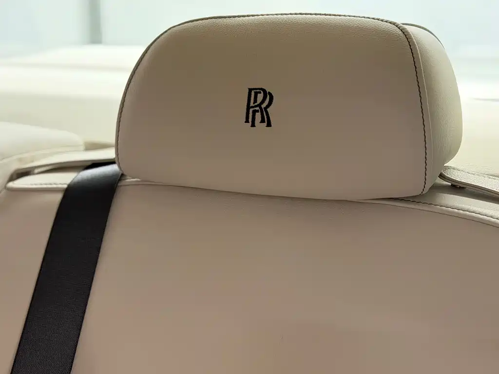 Rolls-Royce Ghost 2014 — фото 15