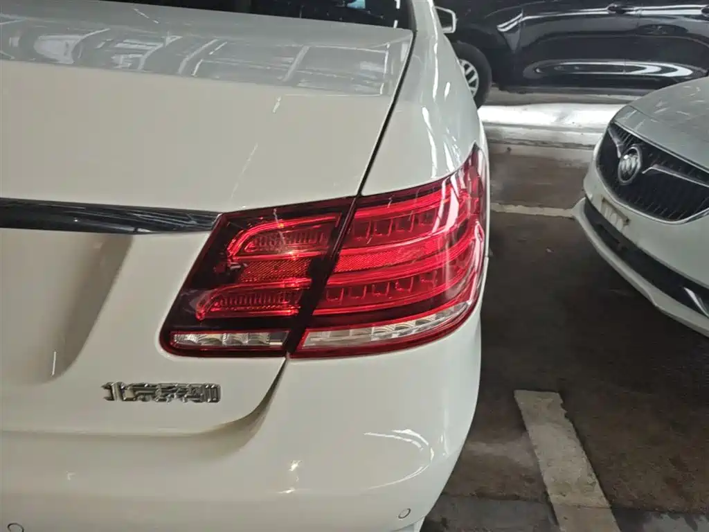 Mercedes-Benz E-Class 2015 — фото 8