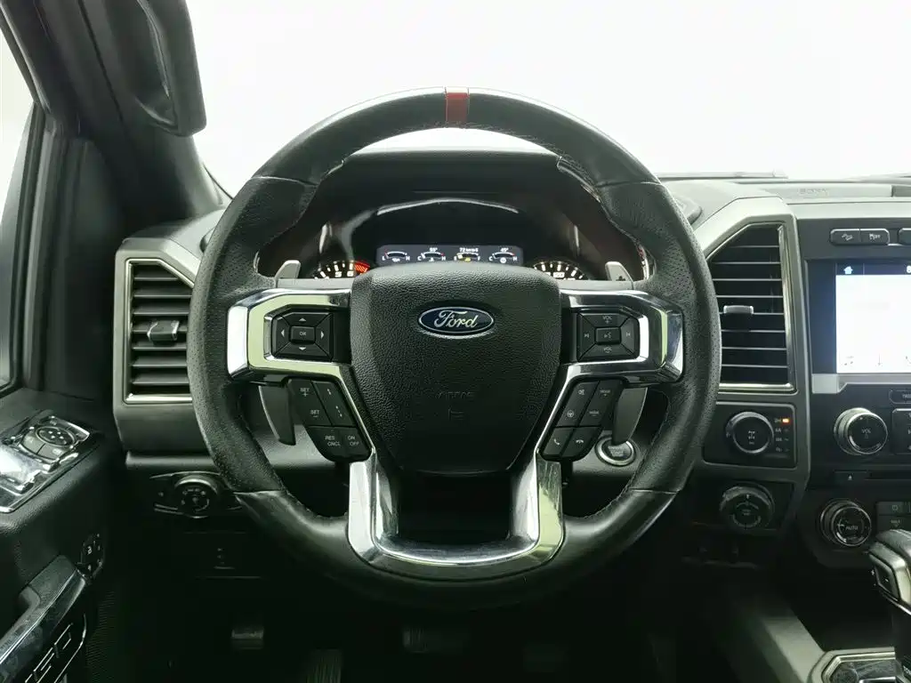 Ford F-150 Raptor 2018 — фото 11