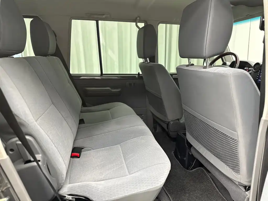 Toyota Land Cruiser 2023 — фото 35
