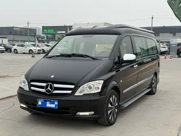 Mercedes-Benz Vito 2013