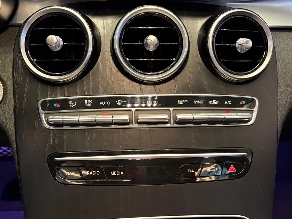 Mercedes-Benz C-Class 2020 — фото 20