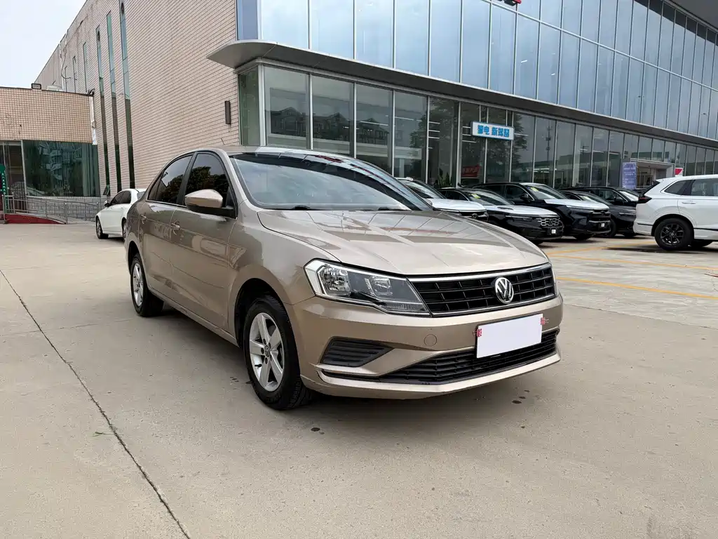 Volkswagen Jetta 2017 — фото 3