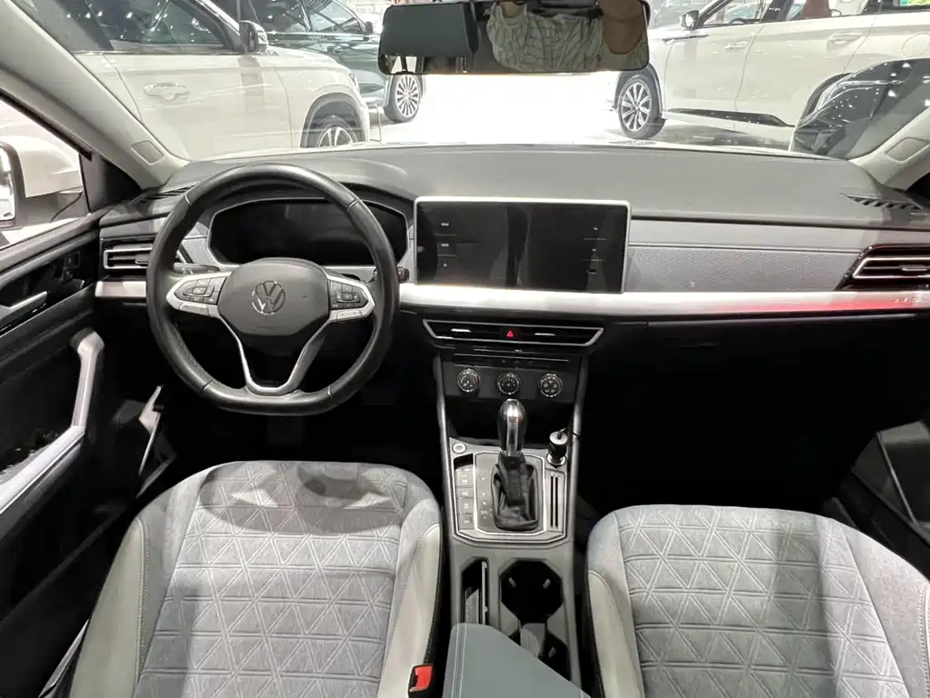 Volkswagen Lavida 2022