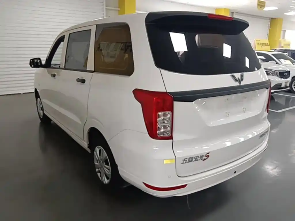 Wuling Hongguang 2023