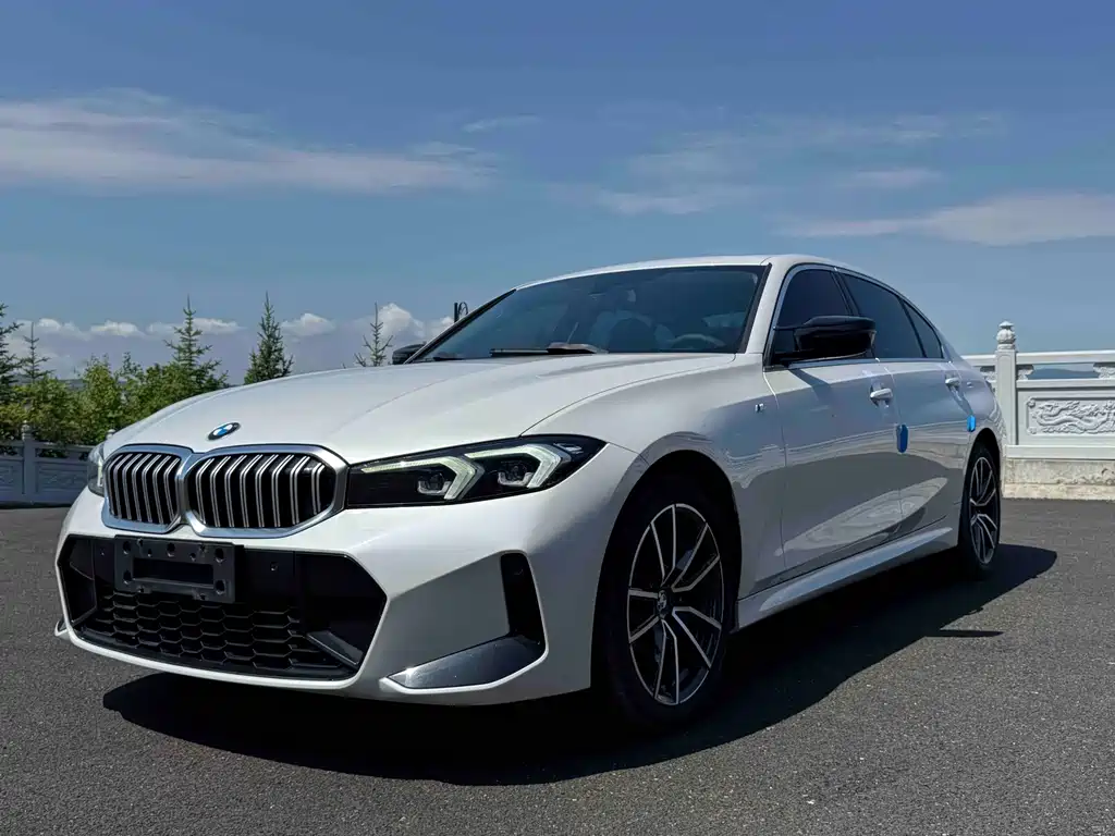 BMW 3 Series 2023