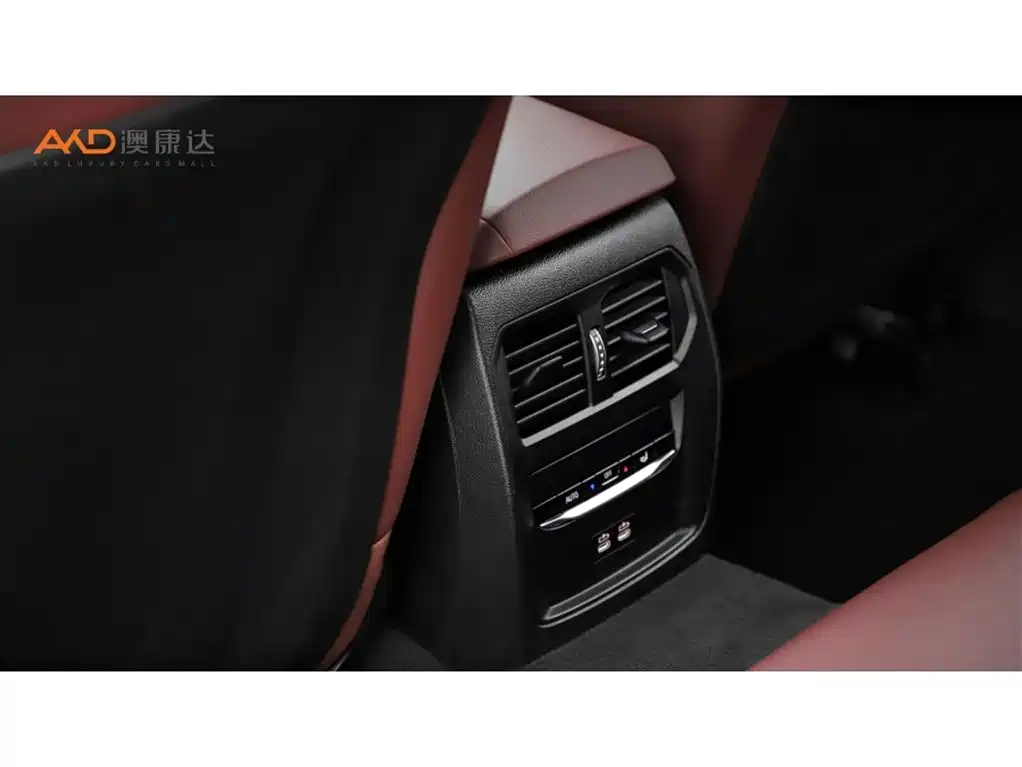 BMW 4 Series 2025 — фото 9