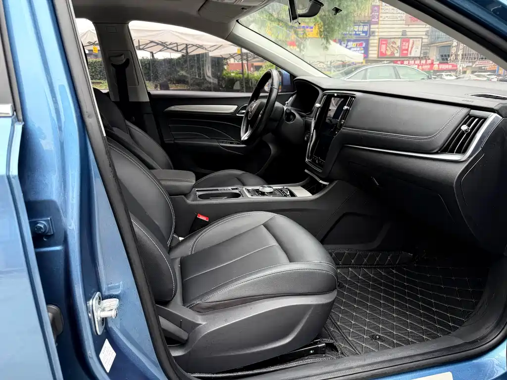Roewe i6 New Energy 2018 — фото 10