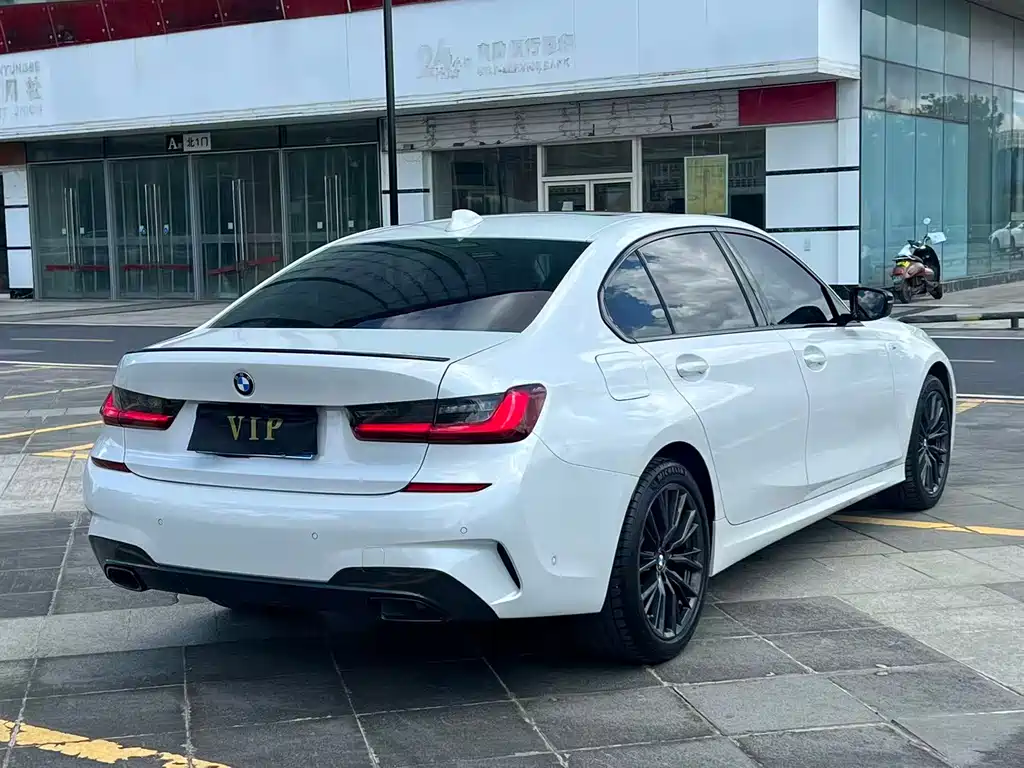 BMW 3 Series 2022