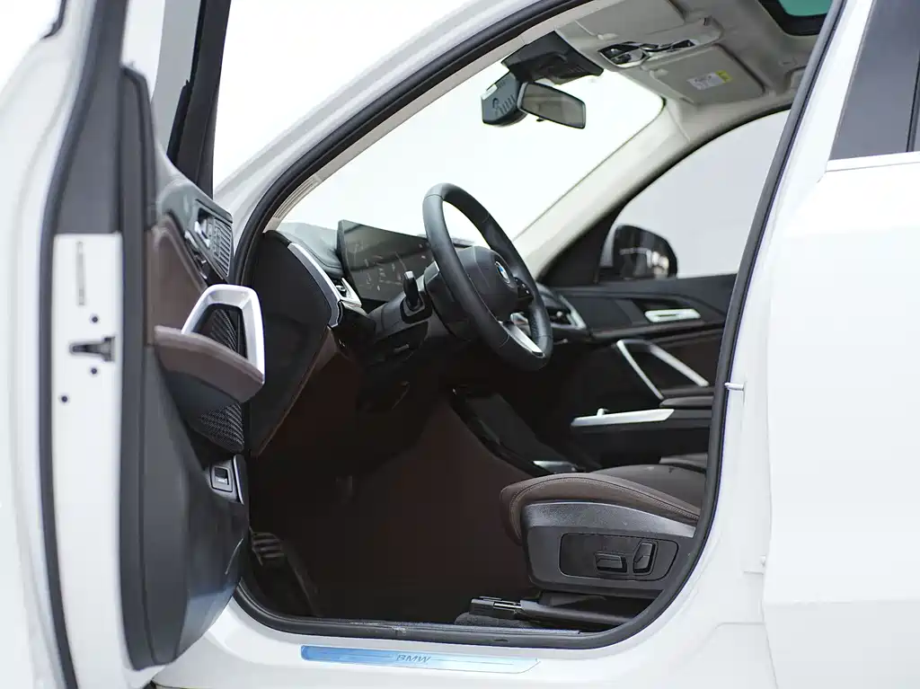 BMW X1 2023 — фото 13