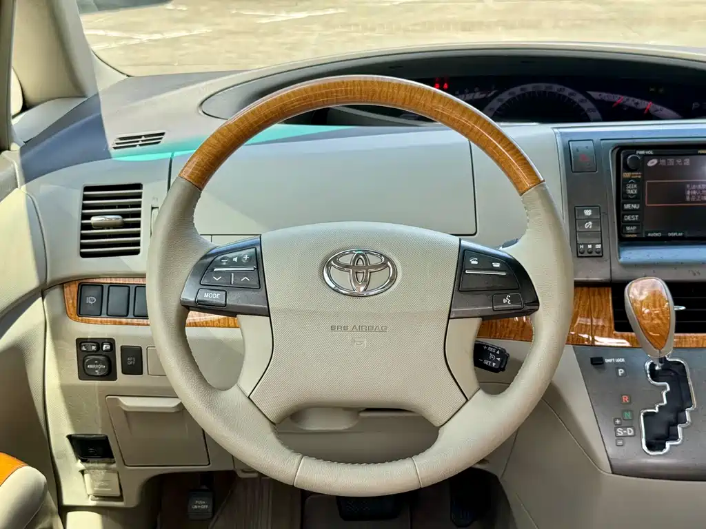 Toyota Previa 2012