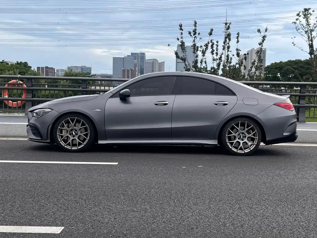 Mercedes-Benz CLA AMG 2021