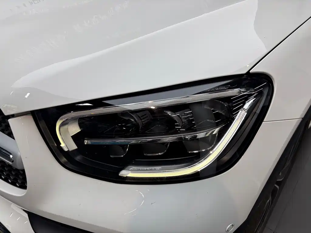 Mercedes-Benz GLC 2020 — фото 18