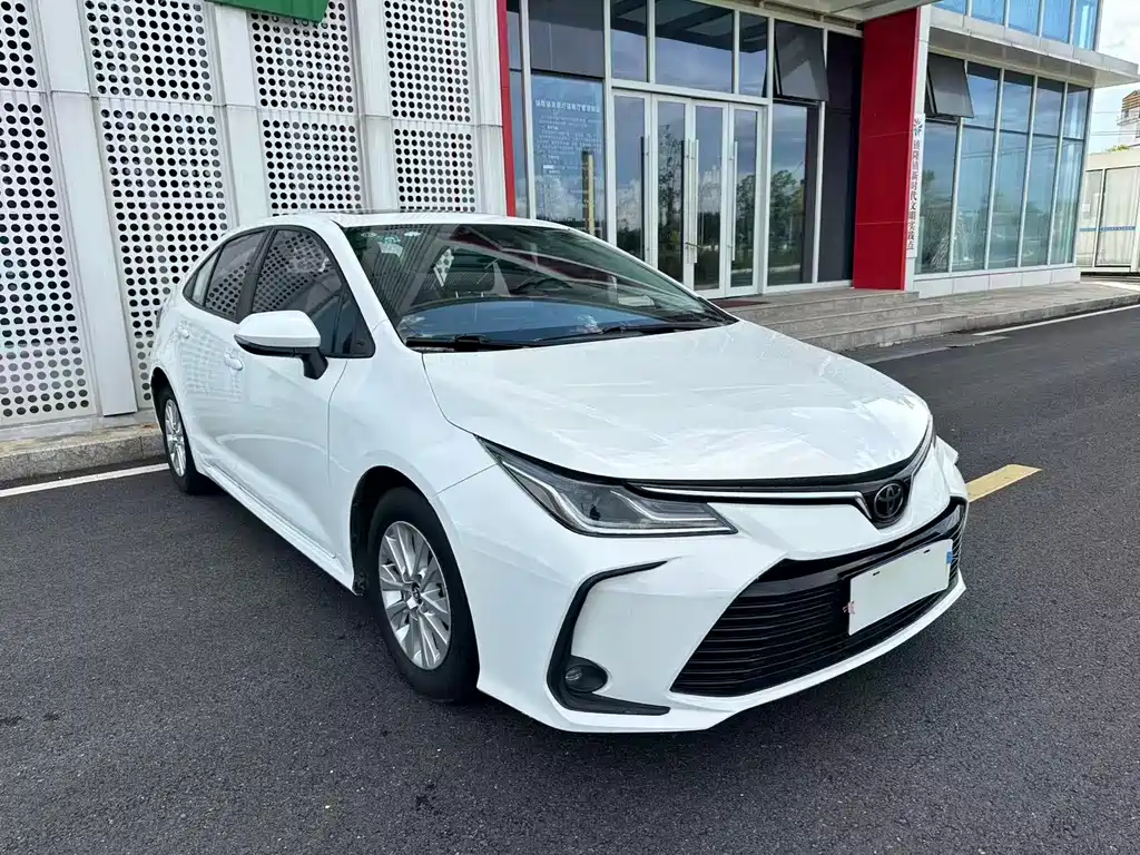Toyota Corolla 2022 — фото 23